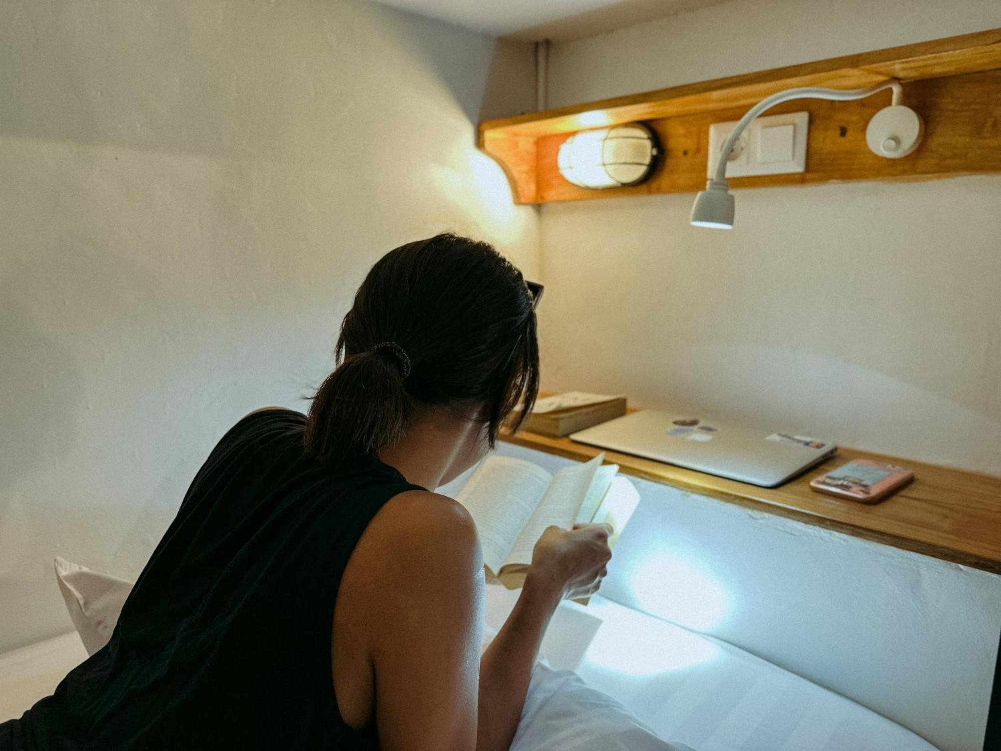 De Nata Hostel Лабуан Баджо Екстериор снимка